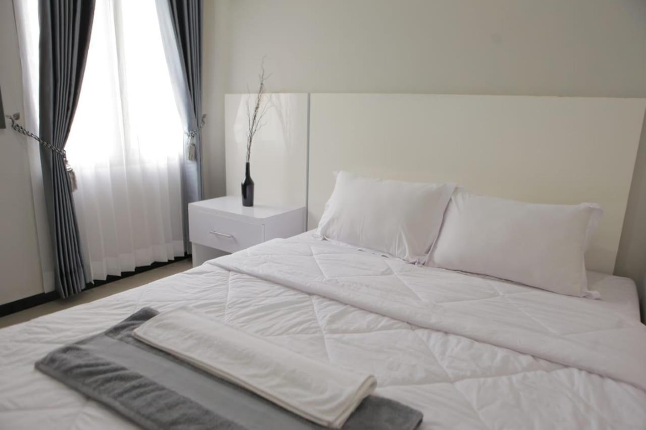 Villa Petit Tour Batu  Ngoại thất bức ảnh