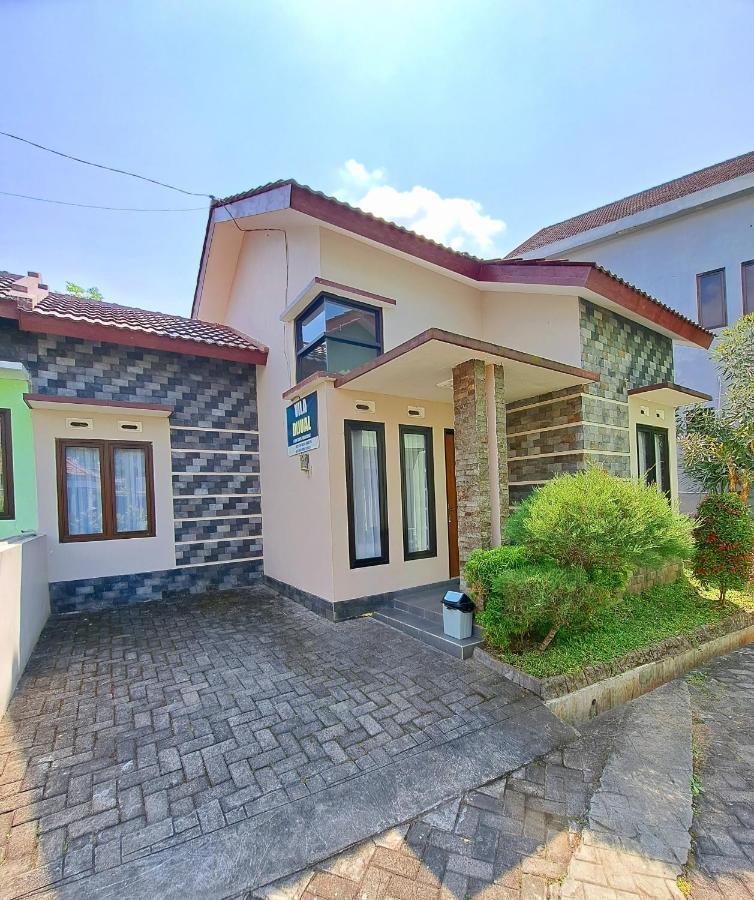 Villa Petit Tour Batu  Ngoại thất bức ảnh