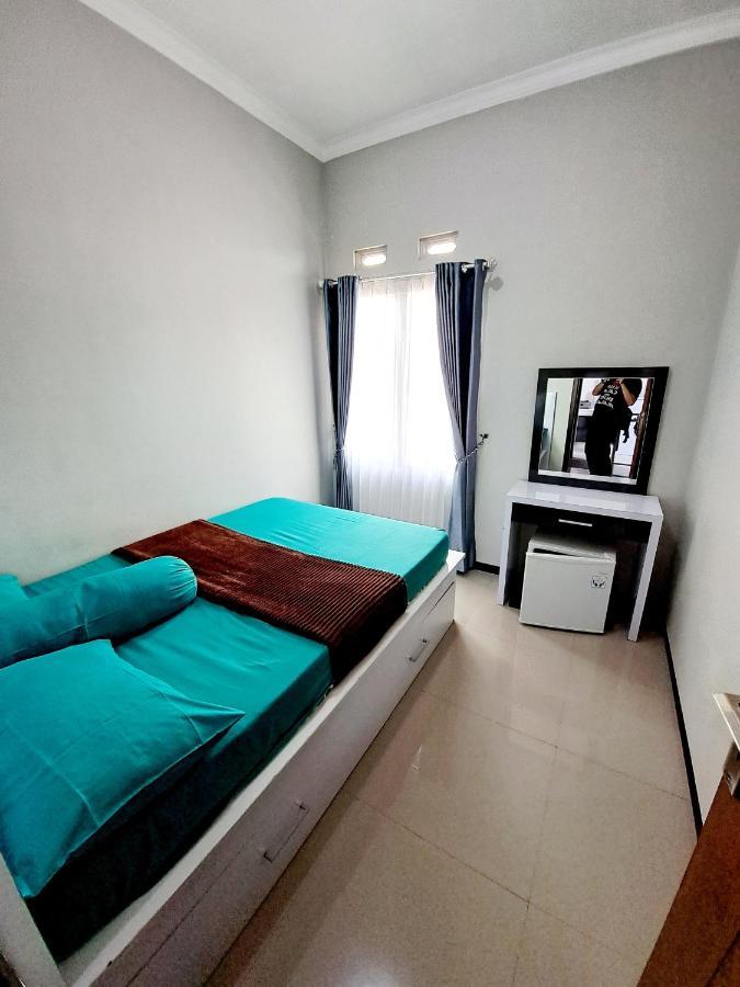 Villa Petit Tour Batu  Ngoại thất bức ảnh