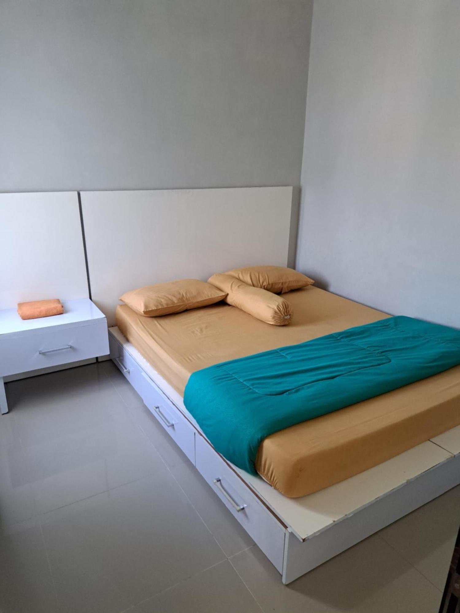 Villa Petit Tour Batu  Ngoại thất bức ảnh